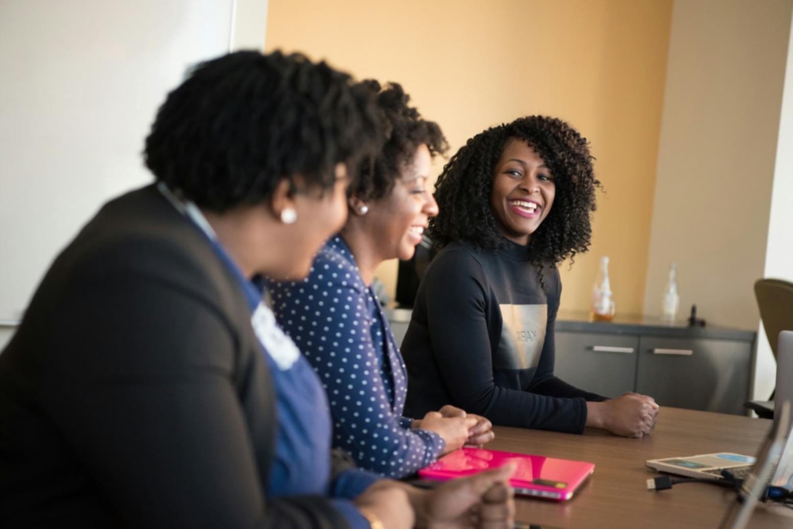 SEO analytics dashboard with organic traffic data visualization